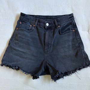 AE Stretch Denim '90s Boyfriend Short Size 2